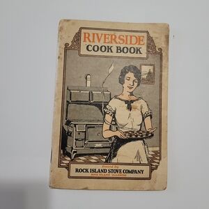 Antique RIVERSIDE Cook Book Rock Island‎ Stove Company Illinois CookBook